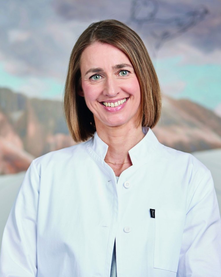 Dr. Beatrix Neumaier-Ammerer